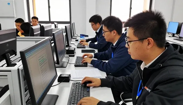 多平台同步优化在真实环境中的表现